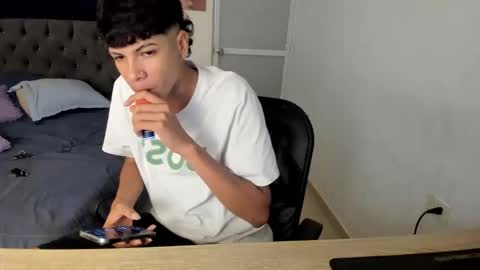 dick online show from 04/18/26, 07:58