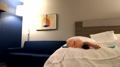 Snapshot of dickpeterson1412 chatting on 10/01/25, 06:08 DickPeterson online show from 10/01/25, 06:08