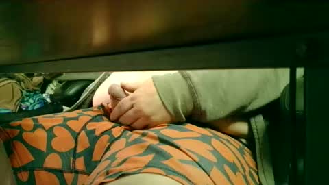 Snapshot of dicksmith99 chatting on 10/28/25, 07:12 Steve online show from 10/28/25, 07:12