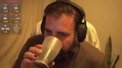 Snapshot of dicristalino chatting on 12/08/24, 02:28 Cristian Dipolino online show from 12/08/24, 02:28