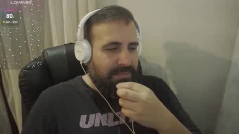 Snapshot of dicristalino chatting on 11/01/25, 04:14 Cristian Dipolino online show from 11/01/25, 04:14