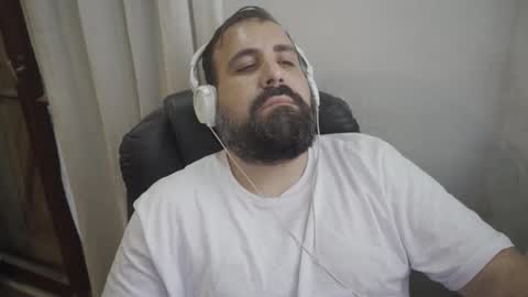 Snapshot of dicristalino chatting on 12/01/25, 09:09 Cristian Dipolino online show from 12/01/25, 09:09