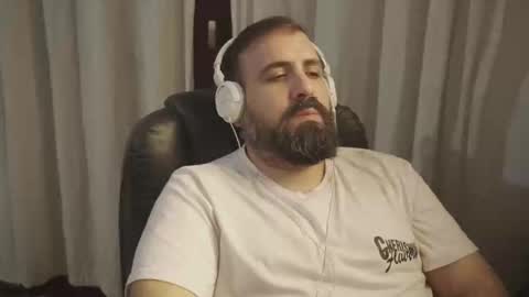 Snapshot of dicristalino chatting on 05/19/26, 01:56 Cristian Dipolino online show from 05/19/26, 01:56