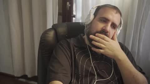 Snapshot of dicristalino chatting on 05/30/26, 03:09 Cristian Dipolino online show from 05/30/26, 03:09