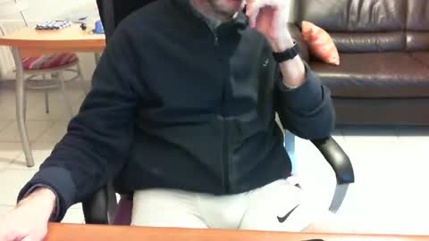 didonc from france..... online show from 04/24/26, 07:16