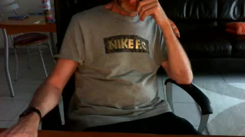 didonc from france..... online show from 06/14/26, 07:27