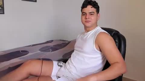 Snapshot of diego_cazas chatting on 06/23/26, 05:33 DIEGO CAZAS online show from 06/23/26, 05:33