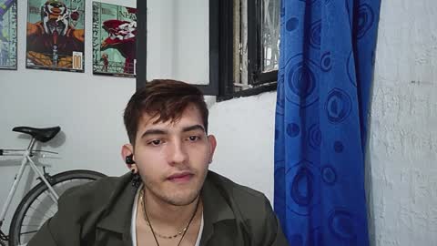 Snapshot of diegorogue_ chatting on 01/05/25, 10:40 Diego rogue online show from 01/05/25, 10:40