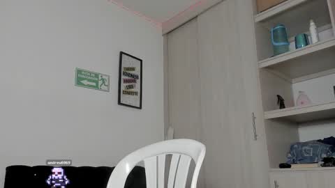 Snapshot of diegsz_ chatting on 01/28/25, 08:04 diego online show from 01/28/25, 08:04