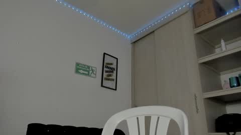 Snapshot of diegsz_ chatting on 02/01/25, 09:19 diego online show from 02/01/25, 09:19