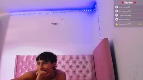 Snapshot of diegsz_ chatting on 02/27/25, 08:42 diego online show from 02/27/25, 08:42