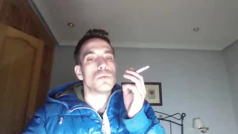 Snapshot of dieguito124 chatting on 02/14/25, 07:12 dieguito124 online show from 02/14/25, 07:12