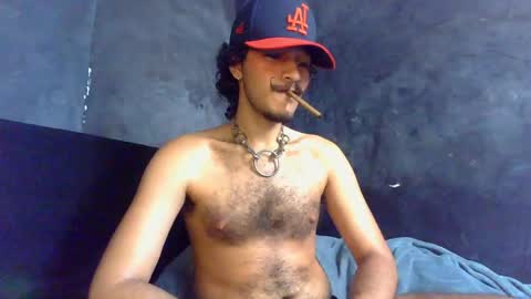 diemond_latinx98 online show from 05/05/26, 03:09