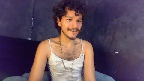 diemond_latinx98 online show from 05/12/26, 03:31