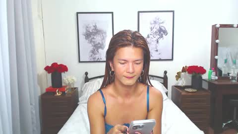 Dennesse online show from 01/09/25, 02:43