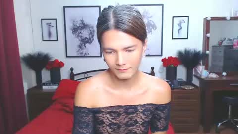 Dennesse online show from 10/12/25, 12:53