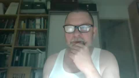 Snapshot of dierenfeld chatting on 03/31/26, 09:15 dierenfeld online show from 03/31/26, 09:15