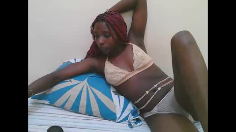 Dijah online show from 12/01/25, 02:11