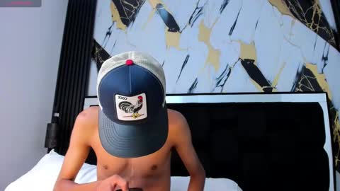 Snapshot of dikey_18 chatting on 02/06/25, 11:37 dikey_18 online show from 02/06/25, 11:37