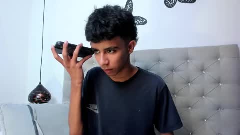 Snapshot of dikey_18 chatting on 02/11/25, 02:57 dikey_18 online show from 02/11/25, 02:57