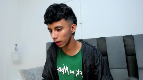 Snapshot of dikey_18 chatting on 02/27/25, 03:04 dikey_18 online show from 02/27/25, 03:04