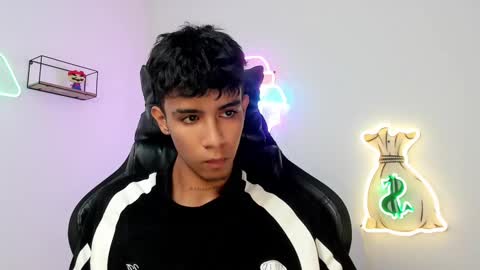 Snapshot of dikey_18 chatting on 03/11/25, 05:49 dikey_18 online show from 03/11/25, 05:49