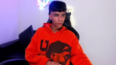 Snapshot of dikey_18 chatting on 11/05/25, 09:26 dikey_18 online show from 11/05/25, 09:26