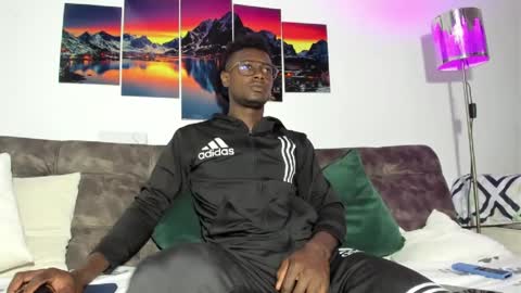 Snapshot of dilaan_carter chatting on 01/30/25, 12:37 joshua online show from 01/30/25, 12:37