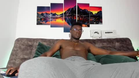 Snapshot of dilaan_carter chatting on 10/21/25, 02:07 joshua online show from 10/21/25, 02:07