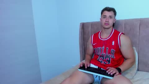 Dilan Coy online show from 10/02/25, 11:01