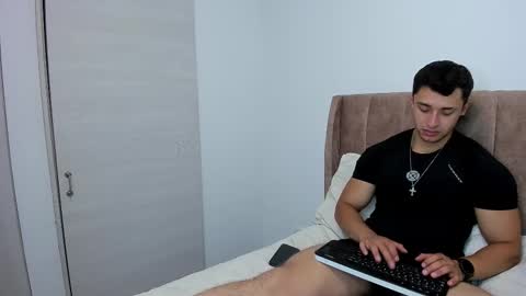 Dilan Coy online show from 10/17/25, 12:47