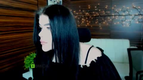 Snapshot of dilara_best chatting on 02/10/25, 10:31 Dilyanude in pvt online show from 02/10/25, 10:31