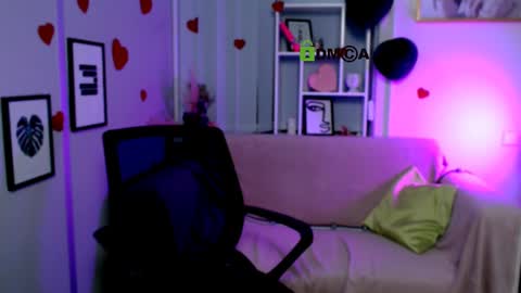 Snapshot of dilara_best chatting on 02/22/25, 11:03 Dilyanude in pvt online show from 02/22/25, 11:03