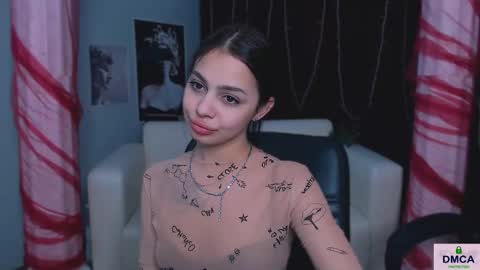 Snapshot of dilara_best chatting on 02/24/25, 04:47 Dilyanude in pvt online show from 02/24/25, 04:47