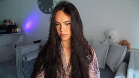Snapshot of dilara_foxx chatting on 05/20/26, 02:12 Dilara online show from 05/20/26, 02:12