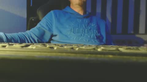 Snapshot of dildolover1278 chatting on 12/19/24, 04:57 dildolover1278 online show from 12/19/24, 04:57