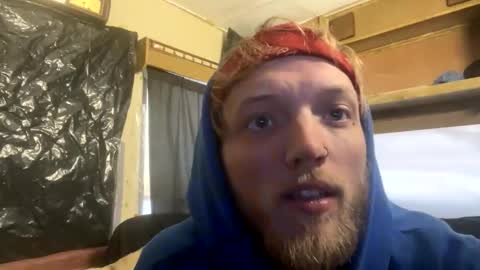 Snapshot of dilf_96 chatting on 12/13/25, 09:31 Daddy online show from 12/13/25, 09:31