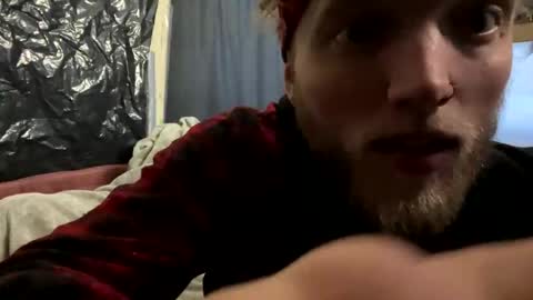 Snapshot of dilf_96 chatting on 12/15/25, 10:25 Daddy online show from 12/15/25, 10:25