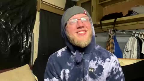 Snapshot of dilf_96 chatting on 01/07/26, 10:29 Daddy online show from 01/07/26, 10:29