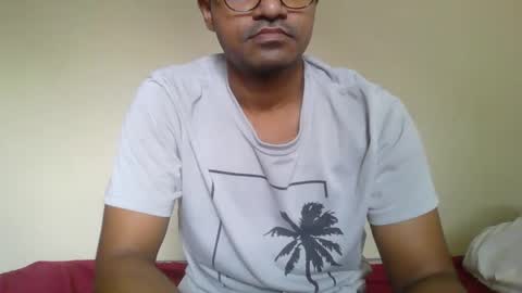 Snapshot of dilip_09 chatting on 01/06/25, 06:03 dilip_09 online show from 01/06/25, 06:03