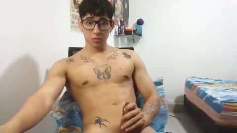 Snapshot of dillom420 chatting on 02/26/25, 05:31 dillom420 online show from 02/26/25, 05:31