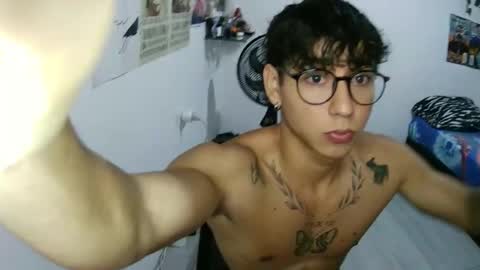 Snapshot of dillom420 chatting on 12/03/25, 07:23 dillom420 online show from 12/03/25, 07:23