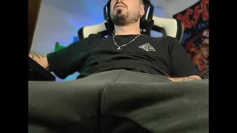 Snapshot of dimas22222 chatting on 02/17/25, 10:25 dimas22222 online show from 02/17/25, 10:25