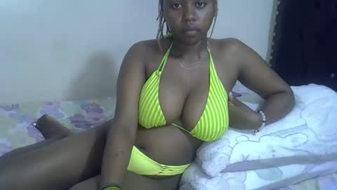 Snapshot of dime010 chatting on 02/02/25, 10:17 dime online show from 02/02/25, 10:17