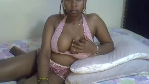 Snapshot of dime010 chatting on 02/20/25, 11:43 dime online show from 02/20/25, 11:43