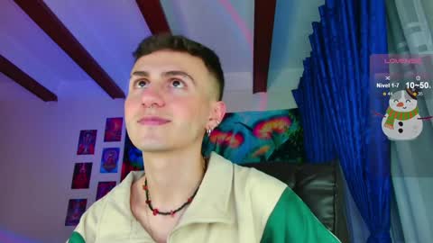 Snapshot of dimitri_bilak_ chatting on 12/17/24, 01:07 Julian Independent Model online show from 12/17/24, 01:07