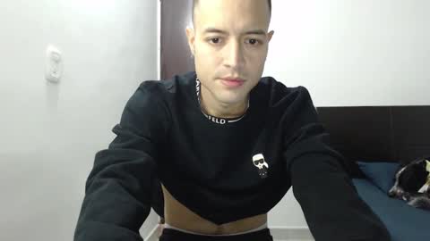 Snapshot of dimitri_quiet chatting on 01/06/25, 04:58 Dimitri online show from 01/06/25, 04:58