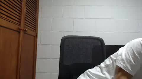 Snapshot of dimitri_quiet chatting on 02/27/26, 08:14 Dimitri online show from 02/27/26, 08:14