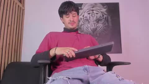 Dimitri online show from 10/10/25, 09:25