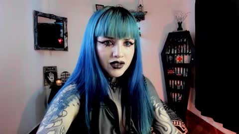 Snapshot of dimmuanddarkness chatting on 10/17/25, 09:23 dimmuanddarkness online show from 10/17/25, 09:23